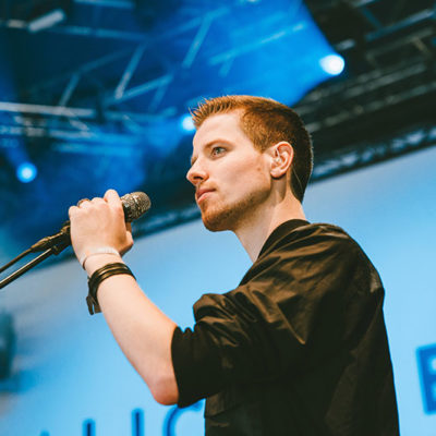 bastian-voelkel-keyboarder-alice-merton-tourgespraech